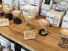 -Common Table · Brunch & Coffee
