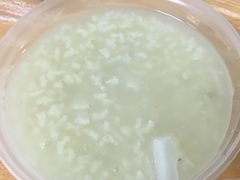 绿豆粥-蓝精灵饺子店