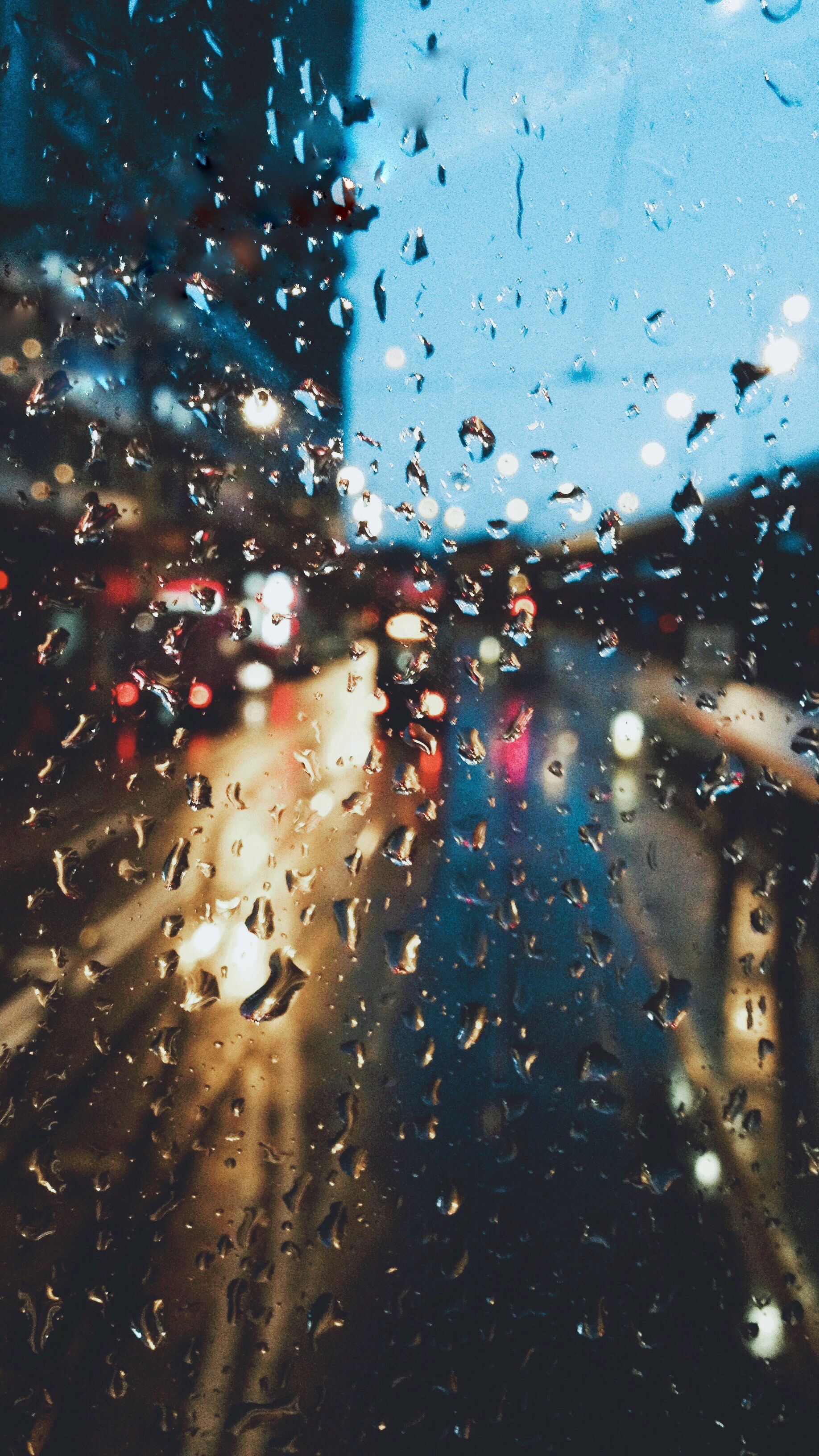 城市雨景,别有一番韵味☔