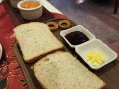 全麦面包蓝莓酱-塔道斯西餐厅(中央大街店)