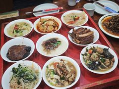 -蓝田九大碗民俗食府(蓝田店)