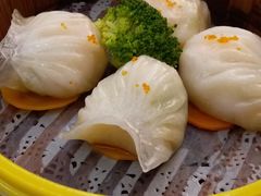 银龙招牌大虾饺-卡尔顿东方银龙酒店•广西菜•早茶