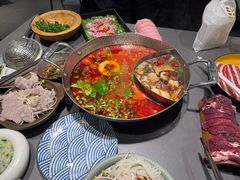 -楠小云·云南鲜菌·鲜牛自助火锅(九眼桥店)