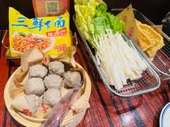 -沙胆彪炭炉牛杂煲(上海日月光广场店)