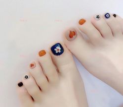 -Pink You美甲美睫纹绣定制中心