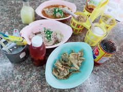 -榮泰米粉湯(Left Shop)