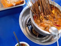 -牛华周记麻辣烫起源店