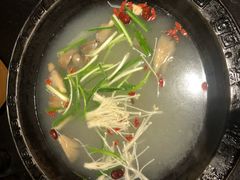 -宽板凳老灶火锅(南礼士路店)