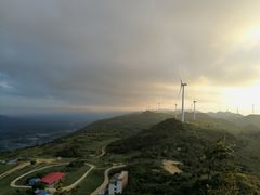 -齐岳山