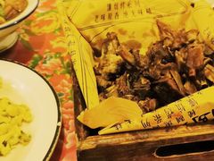 -闯关东东北农家菜(崂山石老人店)