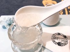 -燕庭·纯燕窝·甜品下午茶(南京西路店)
