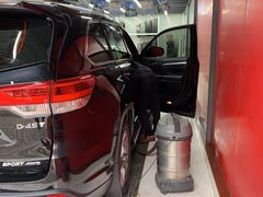 -途虎养车工场店(深圳梅龙大道店)