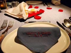 -弦月窗LUNETTE BY AMANDA(复兴路店)