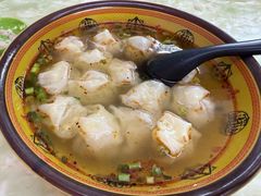 -碑亭巷老王柴火馄饨