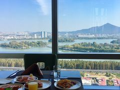 -湖景知味西餐厅•自助餐• 轻食(南京金茂威斯汀大酒店)