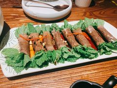 薄荷牛肉卷-云海肴·汽锅鸡·云南菜(美罗城店)