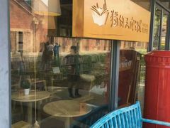 露天位-猫的天空之城概念书店(景德镇陶溪川店)