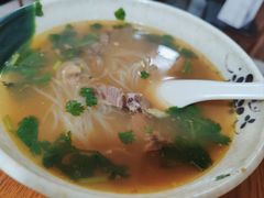 咖喱牛肉粉丝汤-黄阿姨锅贴大王(万航渡路店)