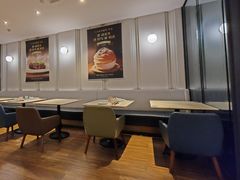 -港丽餐厅(高德置地店)