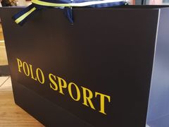 -枫叶小镇奥特莱斯