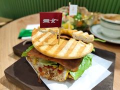 -Catch Bagel(芳草地店)