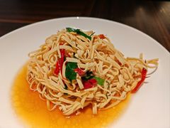 炝拌豆腐皮-东莱海上(长宁来福士店)