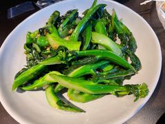 -大头虾越式风味餐厅(光明广场店)