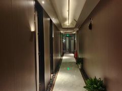 -尚足影院式足疗·住宿·美食(解放碑店)