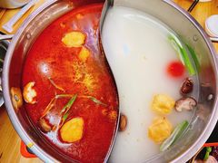 【牛八宝的灵魂】酸辣牛肉鸳鸯锅-喜半仙·牛八宝·两江米粉酒(普陀路店)