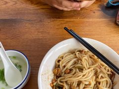 桂林卤菜米粉-牛八宝桂林米粉(八里庄店)