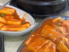 -拌来拌去石鍋拌飯(文鼎店)