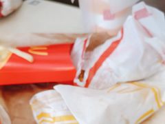 -麦当劳(深圳北站高铁店)