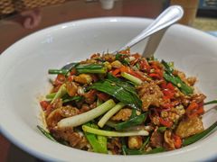 葱香小炒肉-筒子骨炖黄鸭叫·許家故事(凯德广场店)