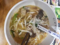 -甘掌门·化州驰名牛杂粉(越秀店)