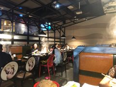 大堂-锅说大脸毛肚重庆老火锅(佐阾店)