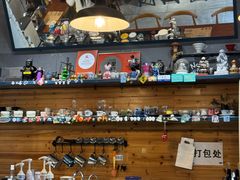 -Be Lived Cafe比例咖啡(摩天轮店)
