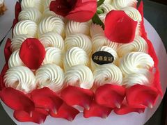 -邓嘉皇冠蛋糕(庐陵店)