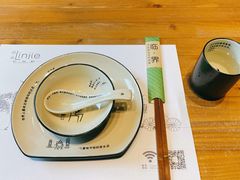 -临界音乐酒馆·小龙虾·江湖菜(华熙LIVE·鱼洞店)