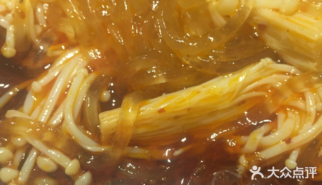 零食 给我，张秀芳小姐姐 拿来了，水果，赠送甜品