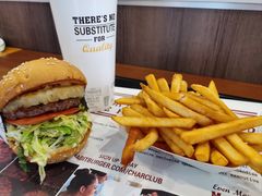 -The Habit Burger Grill 哈比特汉堡(世博店)
