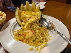 特色菠萝海鲜炒饭-明泰谷泰国餐厅(正大广场店)