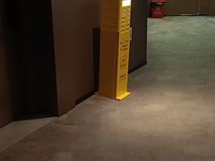 -丽辰酒店(深圳翻身地铁站店)