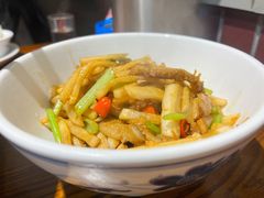 酸萝卜炒牛肚-张氏父子常德肠子馆(贺龙店)