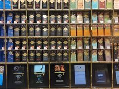 -VENCHI 闻绮(北京国贸商城店)