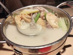 一品胡椒猪肚鸡-避风塘(宝山万达店)