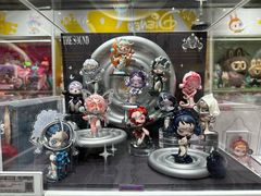 -泡泡玛特POPMART(上海环球港店)