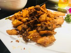 馕炒肉-品回味清真西北楼(宁波首店)