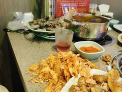 -金滏山烤肉·海鲜·火锅自助餐厅(襄阳万达店)