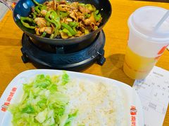 -南城香·饭香串香馄饨香(花园北路店)