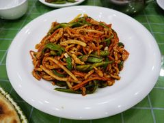 -津鲁园饭店